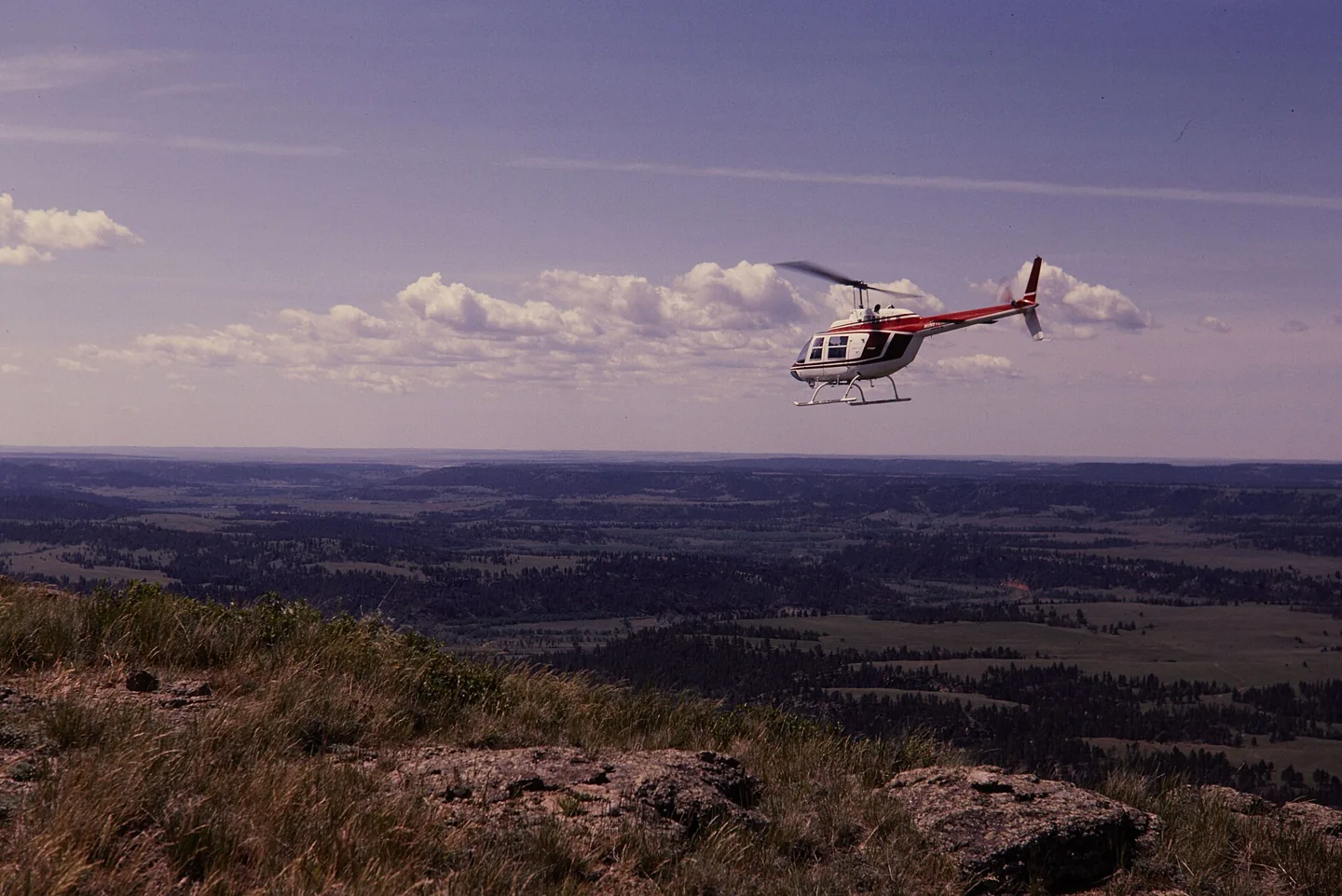 Bell 206 above Devils Tower National Monument