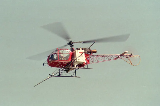 Air Display Sion Air Show 1986 - Air Glaciers Spraying Aérospatiale SA 315B Lama.