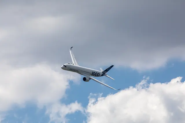 Airbus A350-1000, SIAE 19, Le Bourget (SIAE9522).