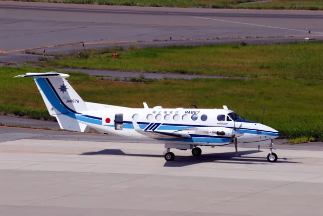 Japan Coast Guard Beechcraft King Air 350 (JA867AFL-222).