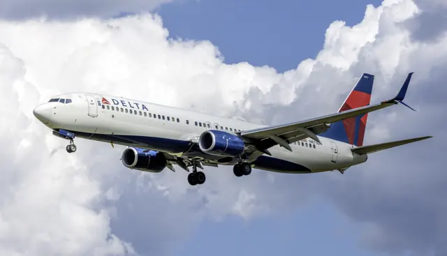 Delta Boeing 737-900ER N837DN BWI MD1.