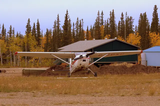 Cessna 185 in Fort Good Hope.