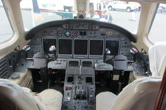 Cessna Citation X cockpit.