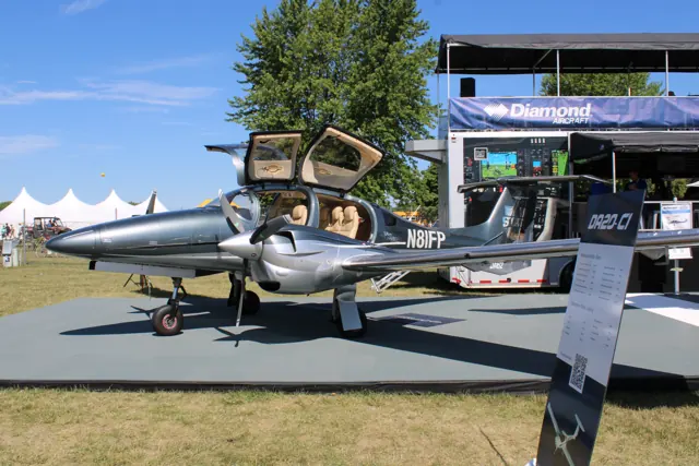 Diamond DA62 (N81FP, cn 62.037) (7-29-2023).
