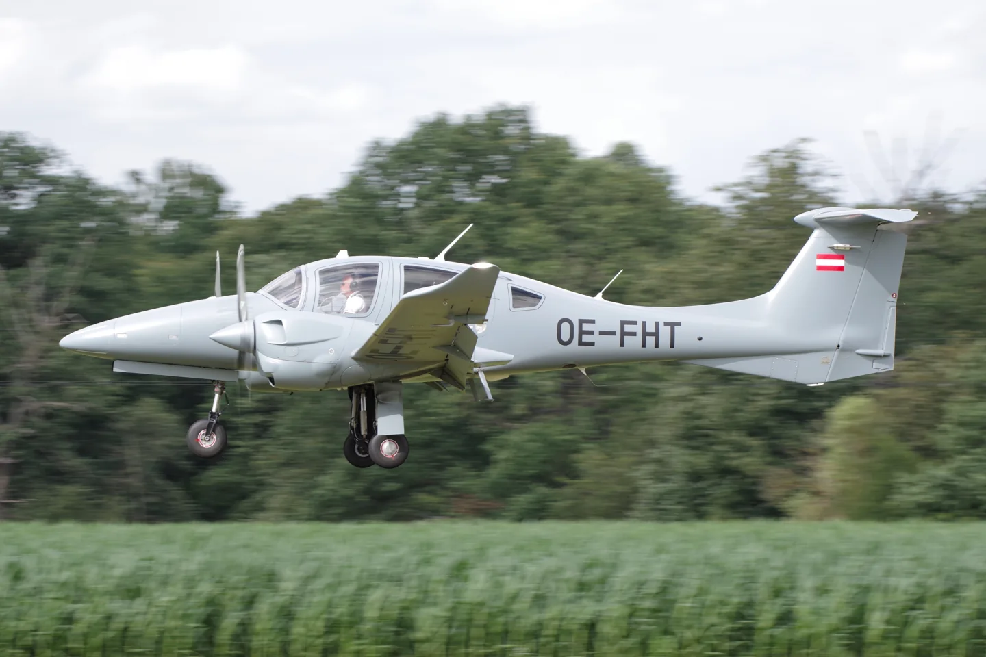 Diamond DA62 (cn 62125, OE-FHT) 2024-07-05.