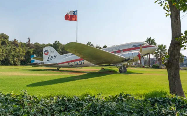 Douglas DC-3 - A742811.