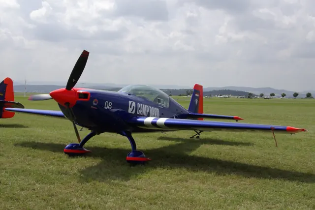 Extra 330LT (c-n LT018, D-EAXN) 2013-07-06.