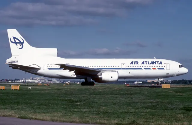 TF-ABT Lockheed L-1011 TriStar 100 Air Atlanta LGW 22.7.00.