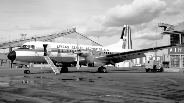 YS-11 OB-R-907 in Peruvian airline colours at Oakland.