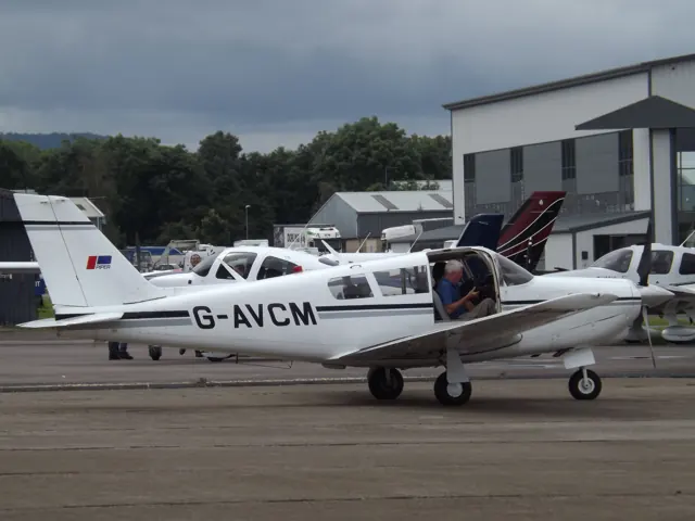 G-AVCM Piper Comanche 24.