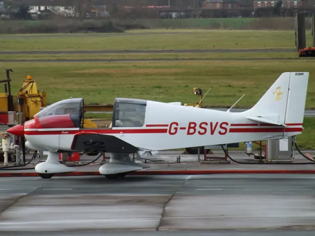 G-BSVS Pierre Robin DR400 100 Cadet.