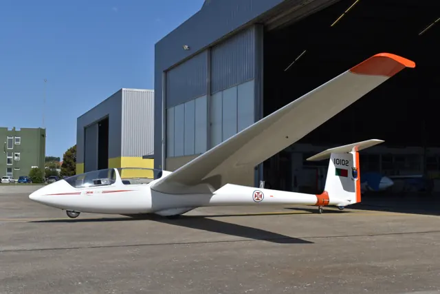 Schleicher ASK-21 ‘10102’.