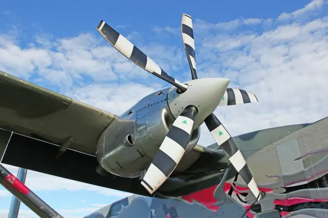 Honeywell TPE331 an der Short SC-7 Skyvan OE-FDI - Fromberg 2014.