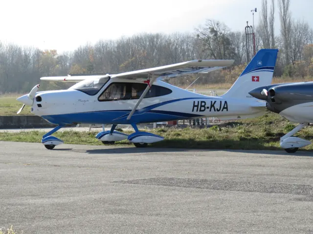 Tecnam P2010 n°006 (HB-KJA) - Aérodrome de Bellegarde-Vouvray, 2017.