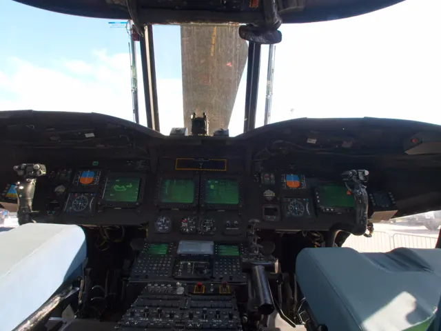 Boeing CH-47D Chinook Royal Dutch Army photo-6.
