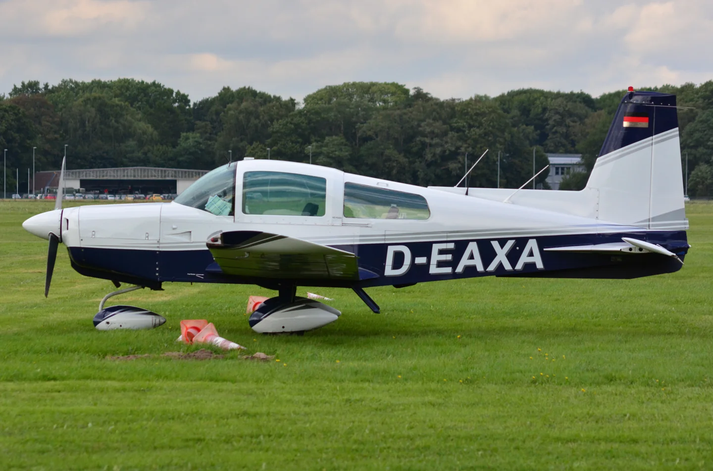Grumman AA-5 Traveler.