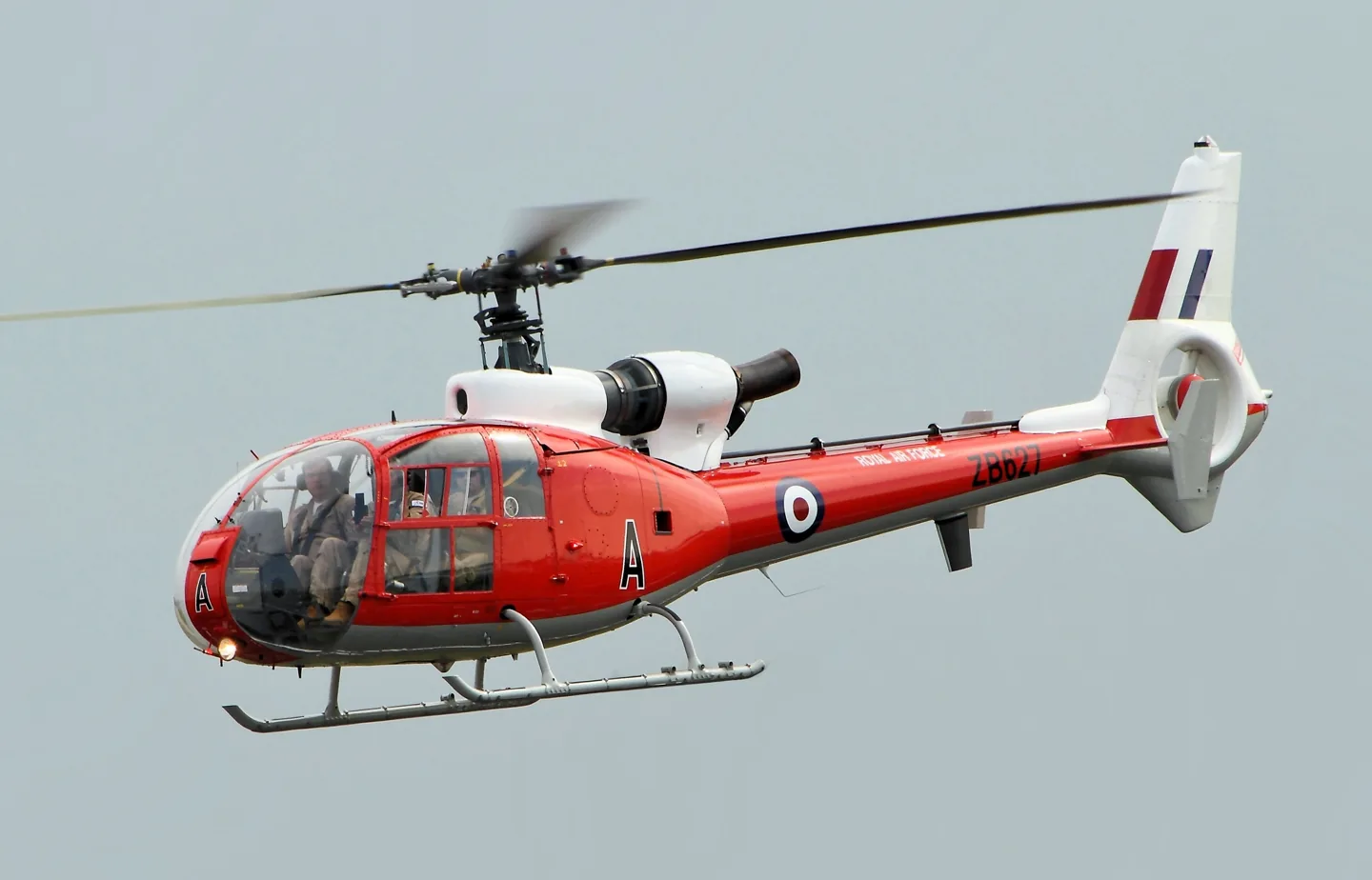 Aérospatiale Gazelle — real-aircraft reference photograph.