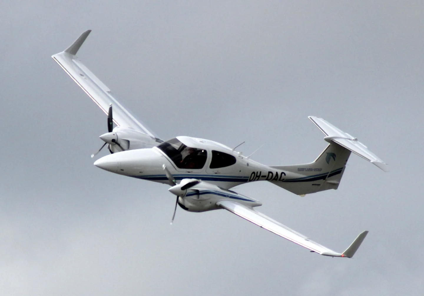 Diamond DA42 Twin Star — real-aircraft reference photograph.