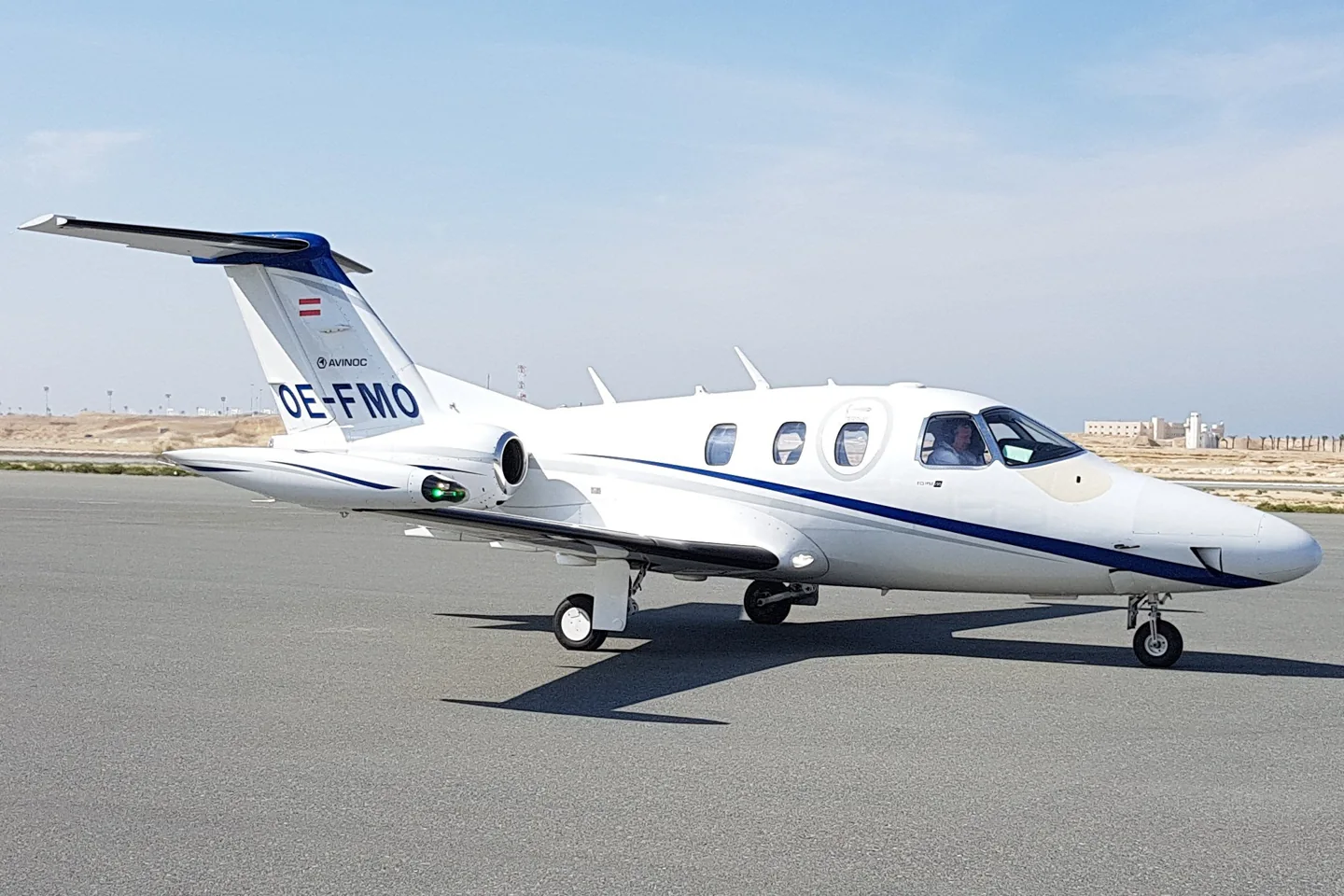 Eclipse 550 — real-aircraft reference photograph.