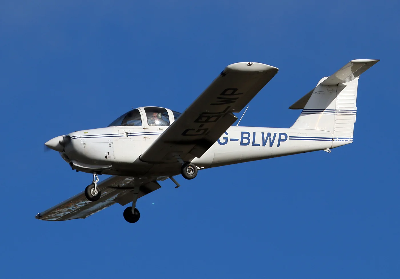 Piper PA-38 Tomahawk — real-aircraft reference photograph.