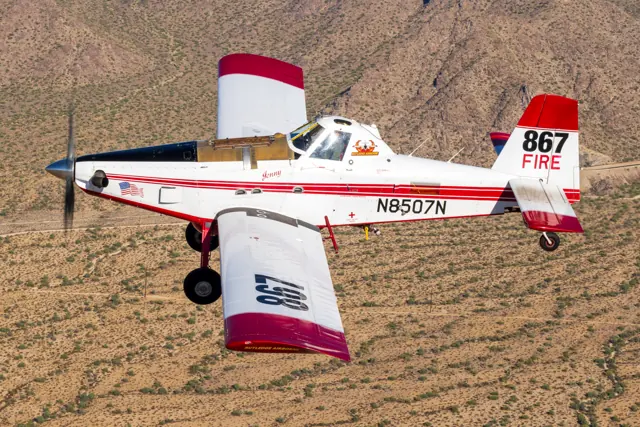 An AT-802A configured for aerial firefighting, over the Superstition Mountains in Arizona, 2023