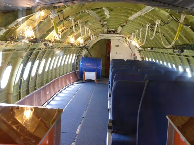 Five-abreast cabin, structure shown