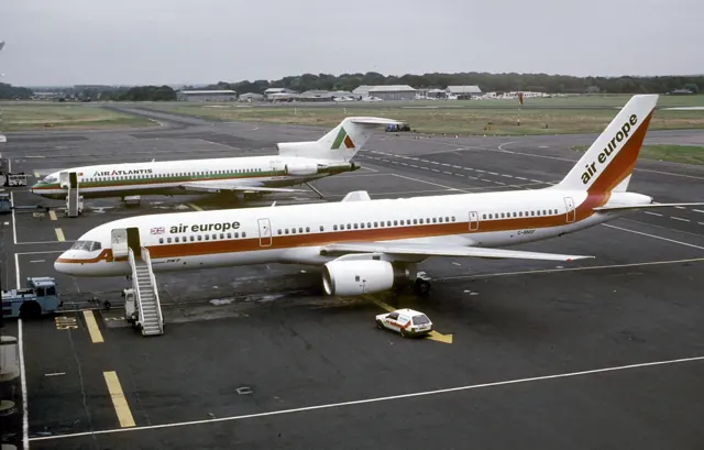 Predecessor and successor: an Air Atlantis 727-200 and an Air Europe 757-200