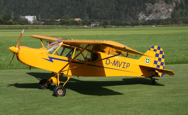 Zlin Savage Cub