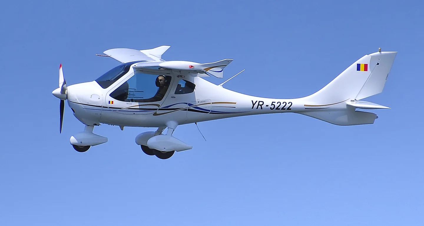 Flight Design CTLS.