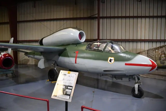 Heinkel He 162.