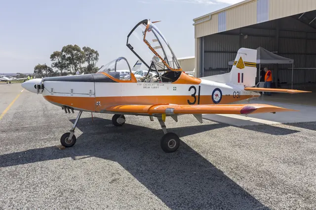 A CT/4 Airtrainer family reference; the VSKYLABS aircraft represents the later CT/4E.