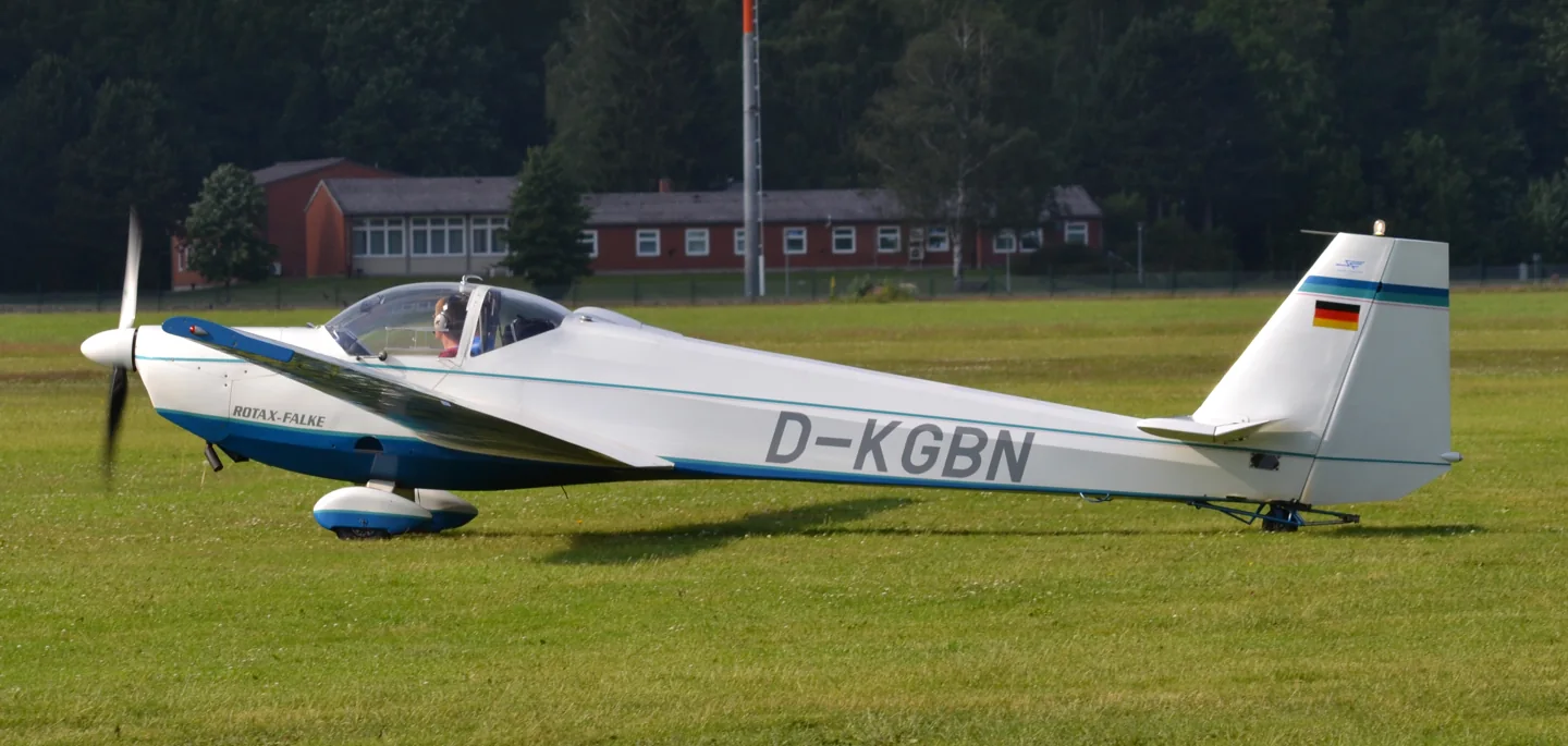 Scheibe SF-25 Falke family reference.
