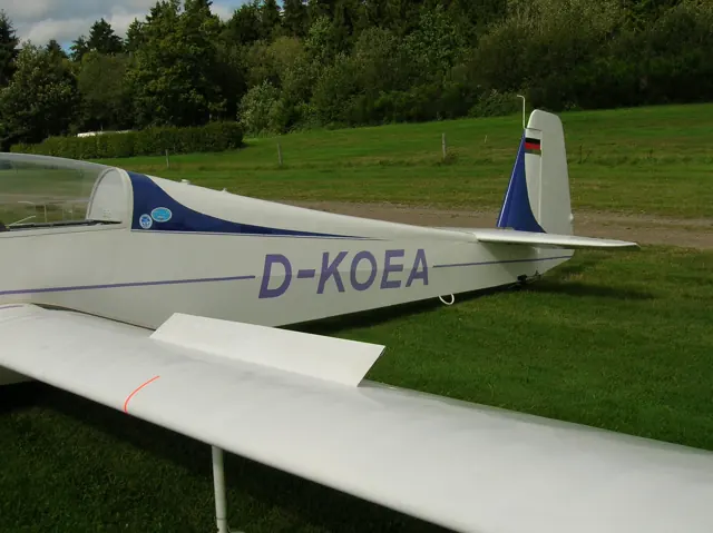Scheibe SF-28A Tandem Falke.