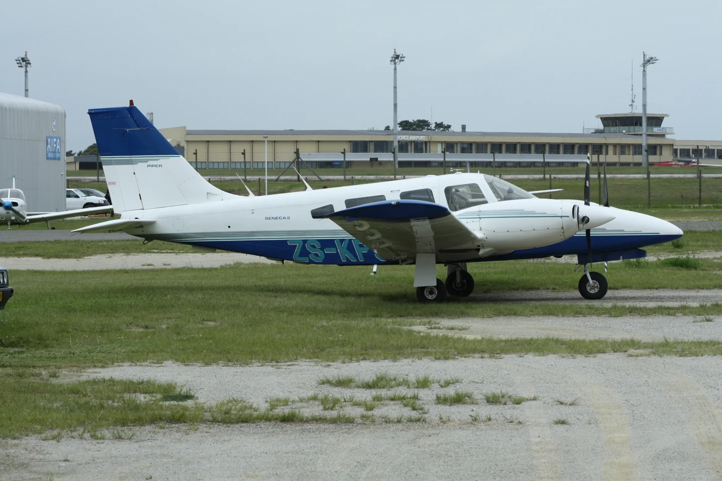 Piper PA-34-200T Seneca II  ZS-KPJ